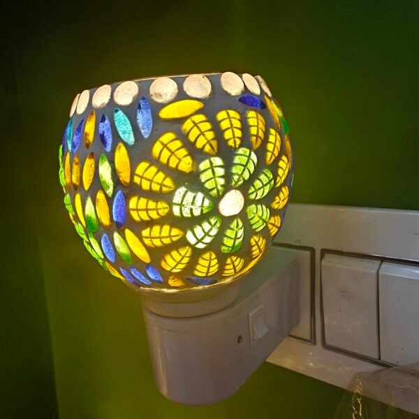 Electric Camphor Diffuser and Night Lamp (2 in 1) D2 - Image 4